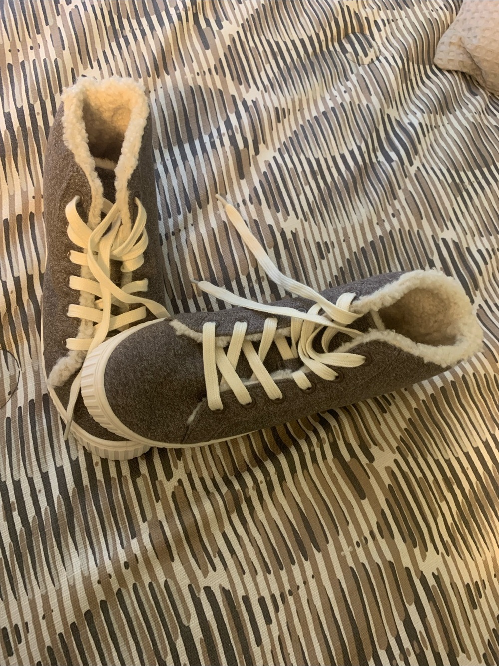 Madden Girl Gray Sherpa-Lined High-Top Sneakers with Cream Trim
